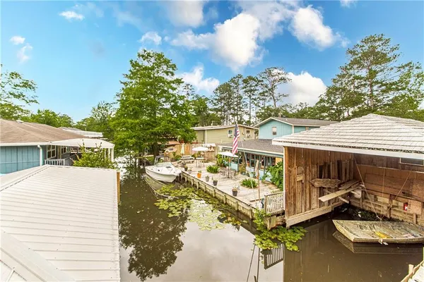 $1,800 | 31963 Tetanne Drive, Springfield, LA 70462