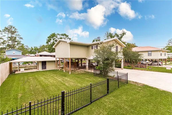 $1,800 | 31963 Tetanne Drive, Springfield, LA 70462