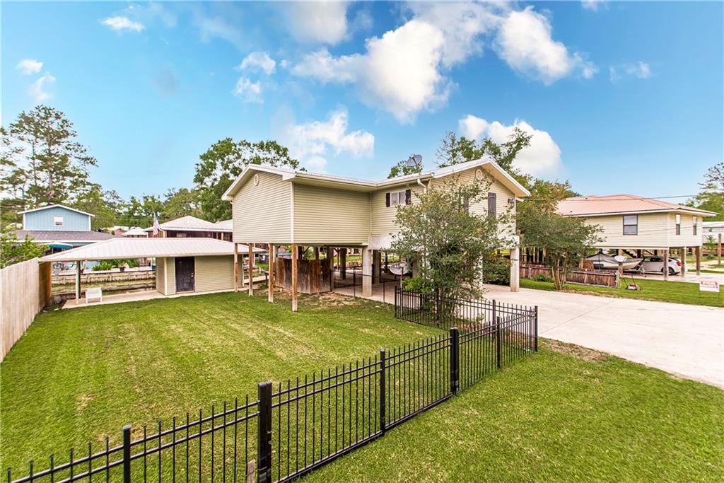 31963 Tetanne Drive Springfield, LA 70462 - Photo 2 of 19