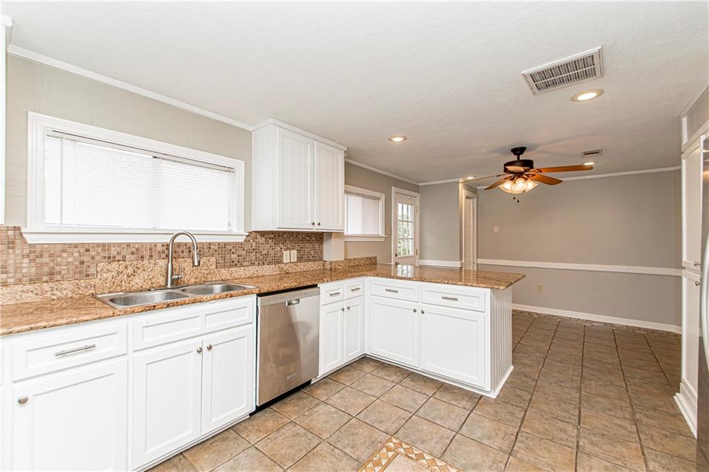 31963 Tetanne Drive Springfield, LA 70462 - Photo 4 of 19