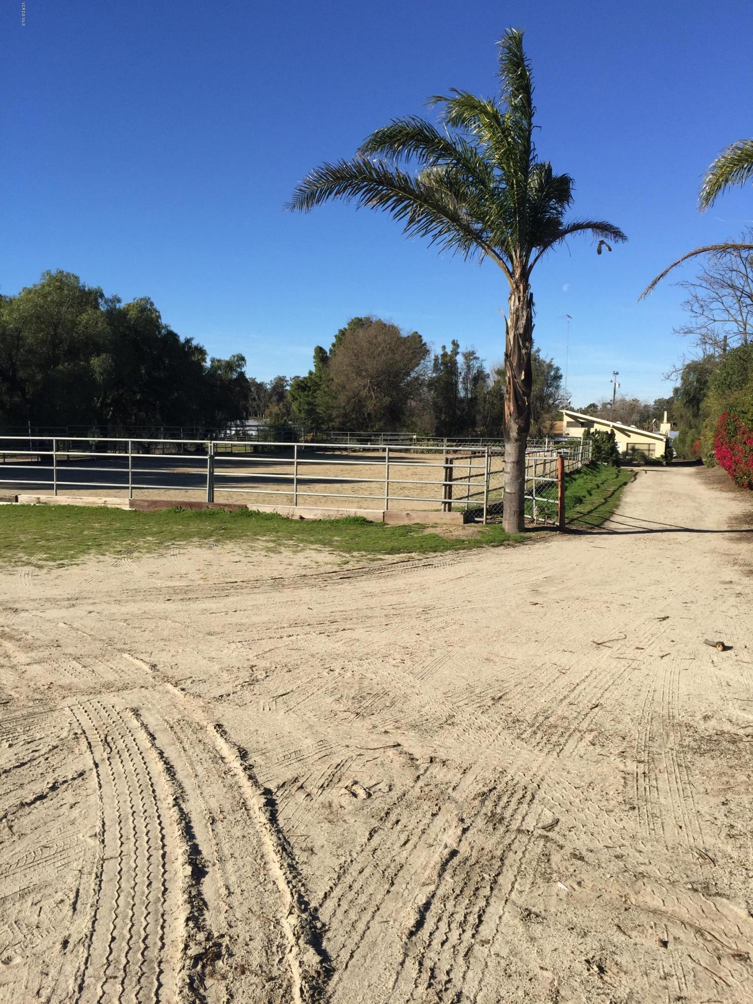 7854 Grimes Canyon Road Moorpark, CA 93021 - Photo 2 of 15 File Jan 17, 10 00 27 AM
