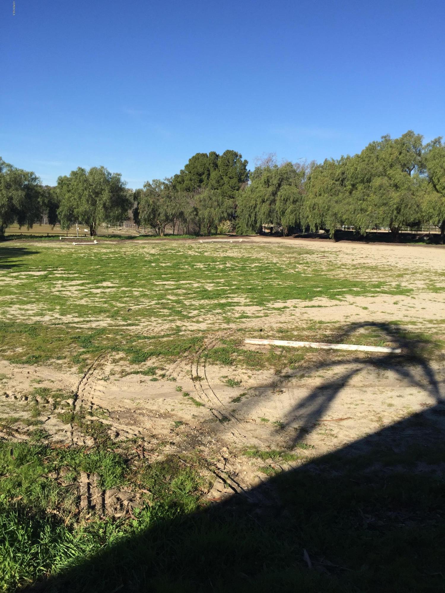 7854 Grimes Canyon Road Moorpark, CA 93021 - Photo 3 of 15 File Jan 17, 10 01 04 AM