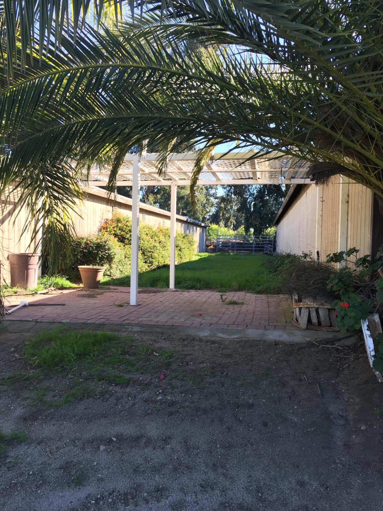 7854 Grimes Canyon Road Moorpark, CA 93021 - Photo 5 of 15 File Jan 17, 10 07 07 AM