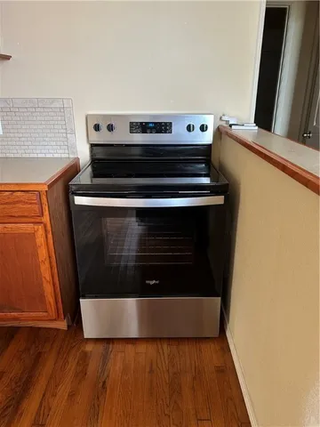 $850 | 358 South Commercial Street, Unit 1, Aransas Pass, TX 78336