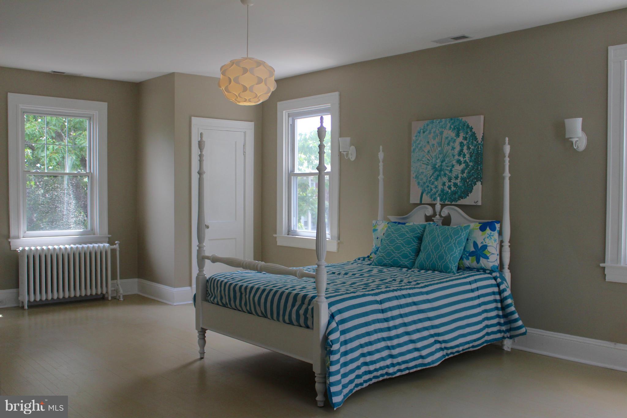 3700 Hilton Road Baltimore, MD 21215 - Photo 17 of 30 Bedroom (Master)