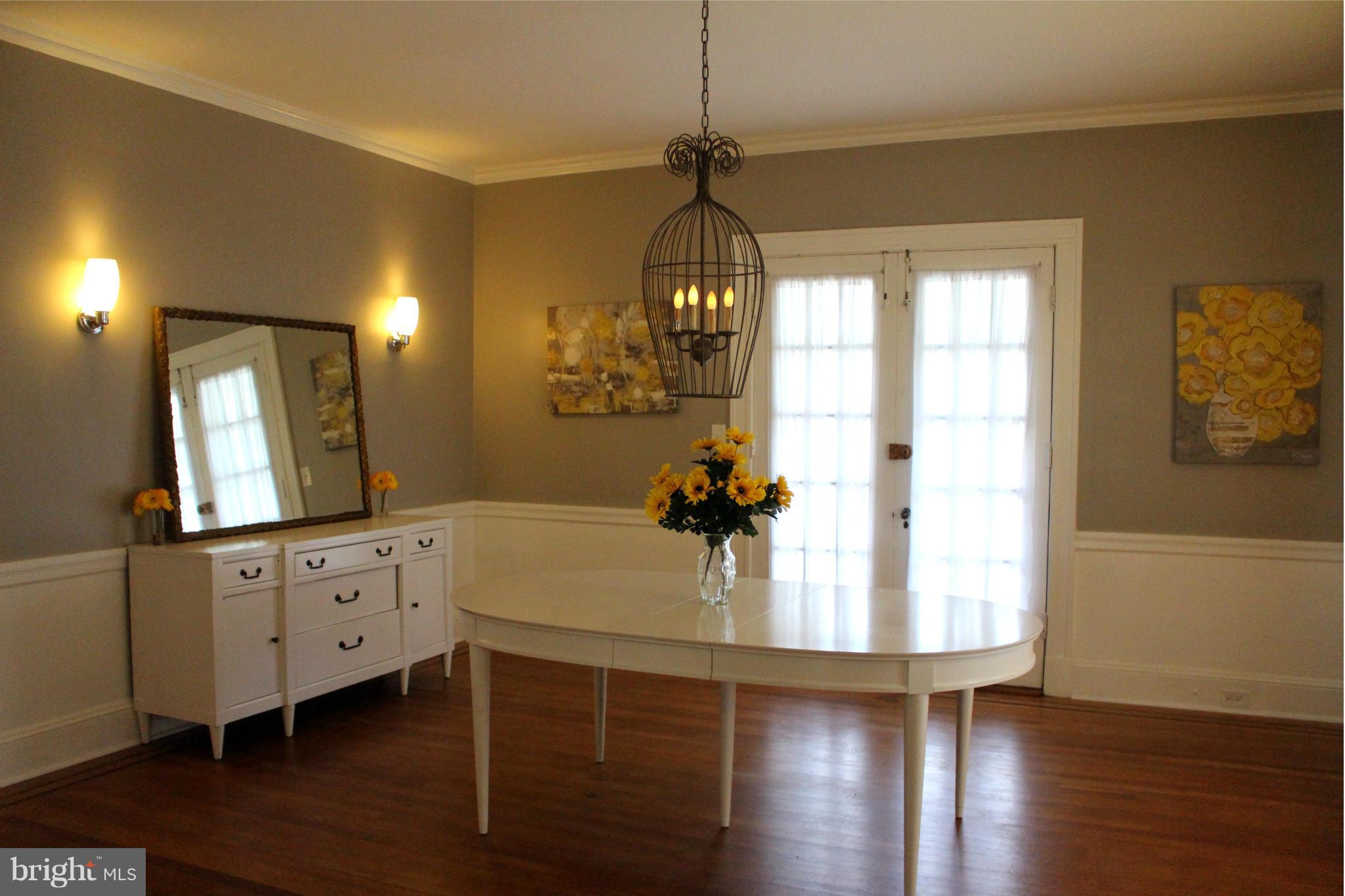 3700 Hilton Road Baltimore, MD 21215 - Photo 9 of 30 Dining Room