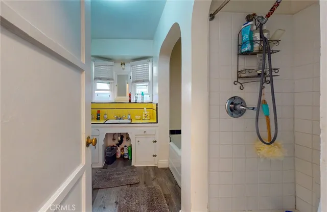 $1,199,000 | 121 North Myers Street, Burbank, CA 91506