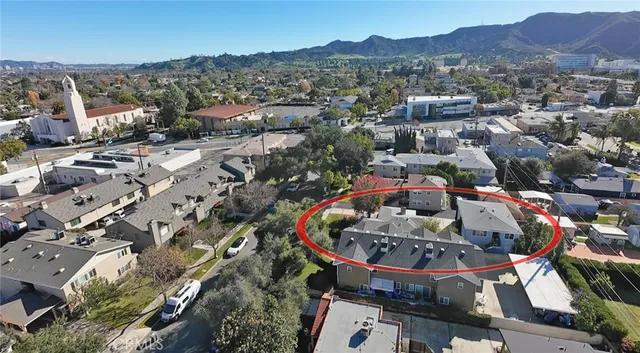 $1,199,000 | 121 North Myers Street, Burbank, CA 91506