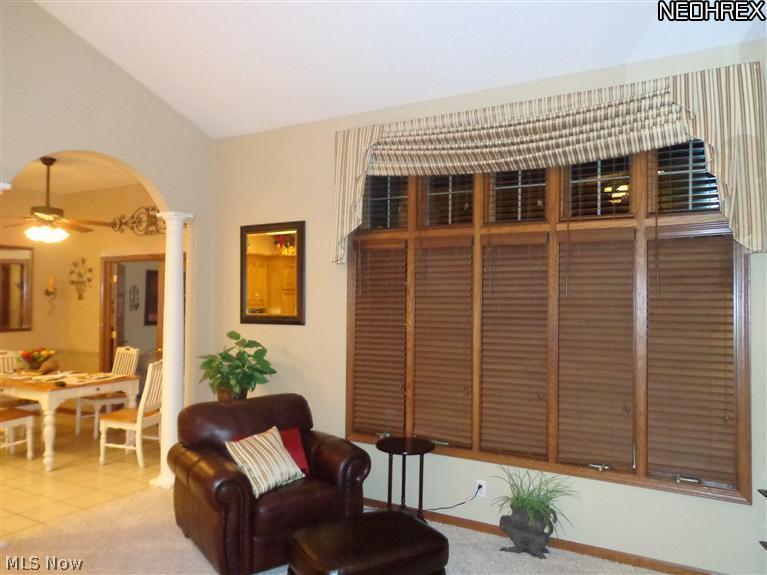 2116 Scenic View Road Southwest New Philadelphia, OH 44663 - Photo 9 of 25 Gallery Image 9