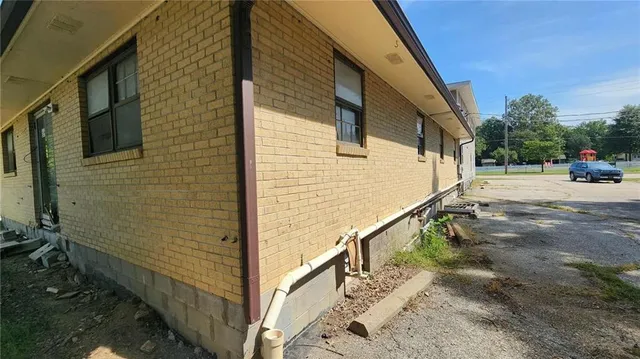 $350,000 | 1910 South Joplin Street, Pittsburg, KS 66762