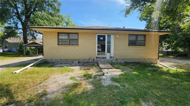 $350,000 | 1910 South Joplin Street, Pittsburg, KS 66762