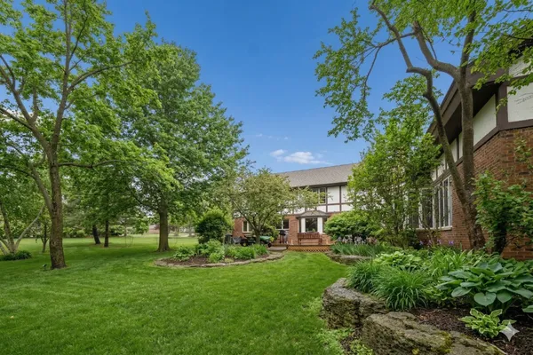 $1,150,000 | 21839 Cambridge Drive, Kildeer, IL 60047