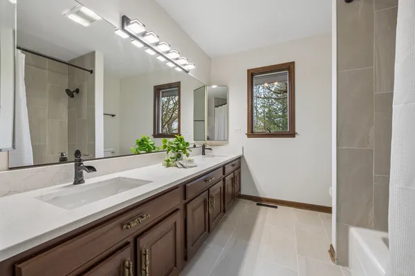 $1,150,000 | 21839 Cambridge Drive, Kildeer, IL 60047