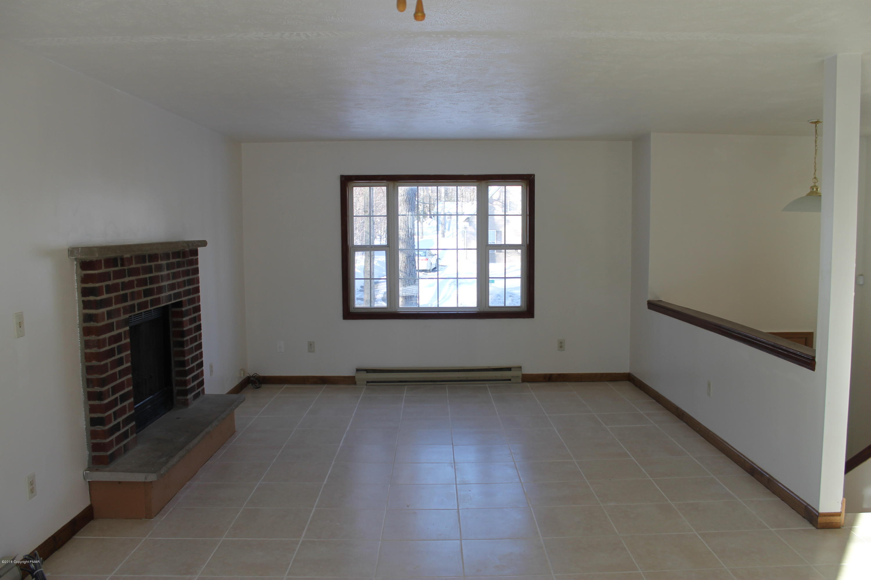 207 Dorset Road Tobyhanna, PA 18466 - Photo 12 of 17 IMG_1208