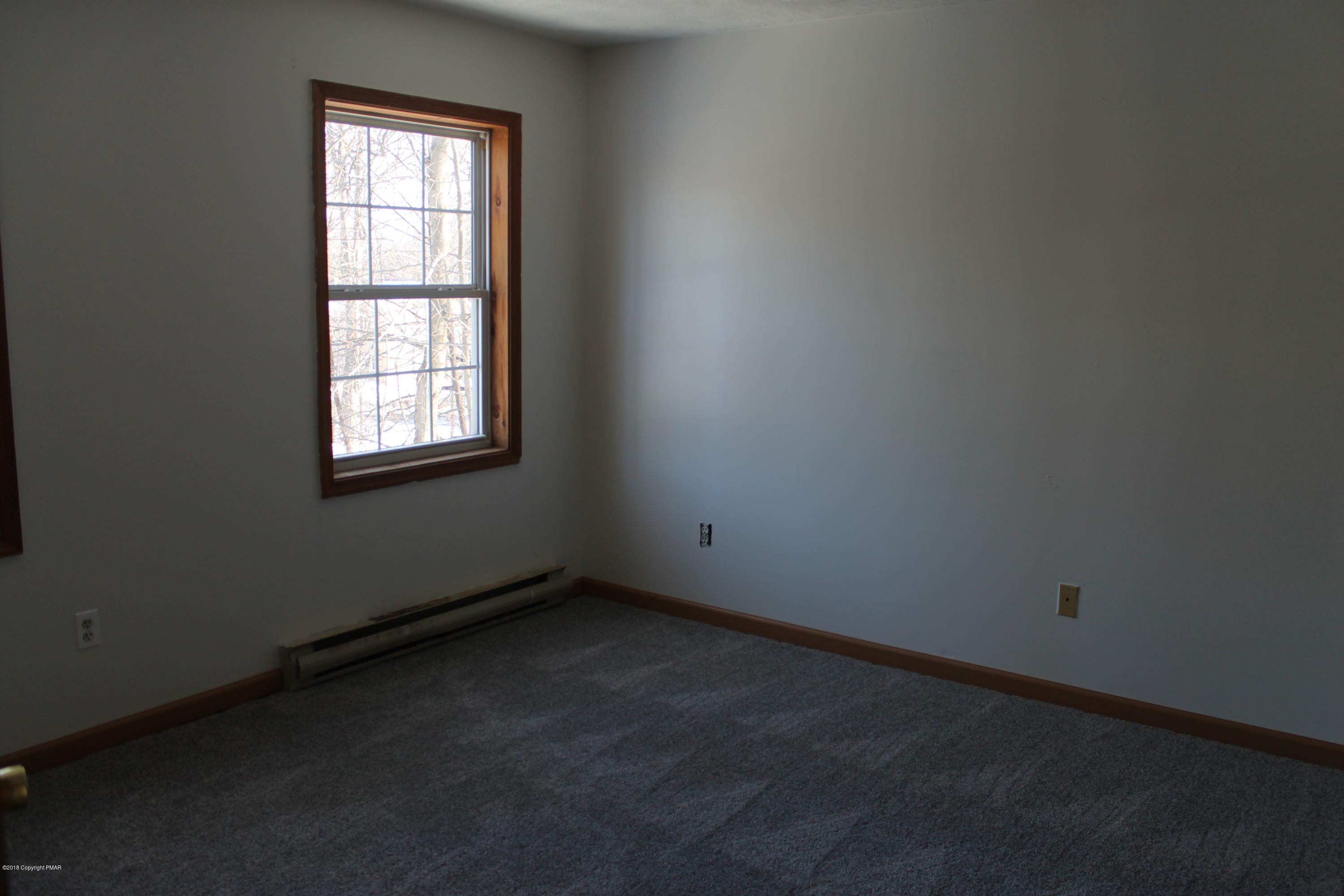 207 Dorset Road Tobyhanna, PA 18466 - Photo 14 of 17 IMG_1212