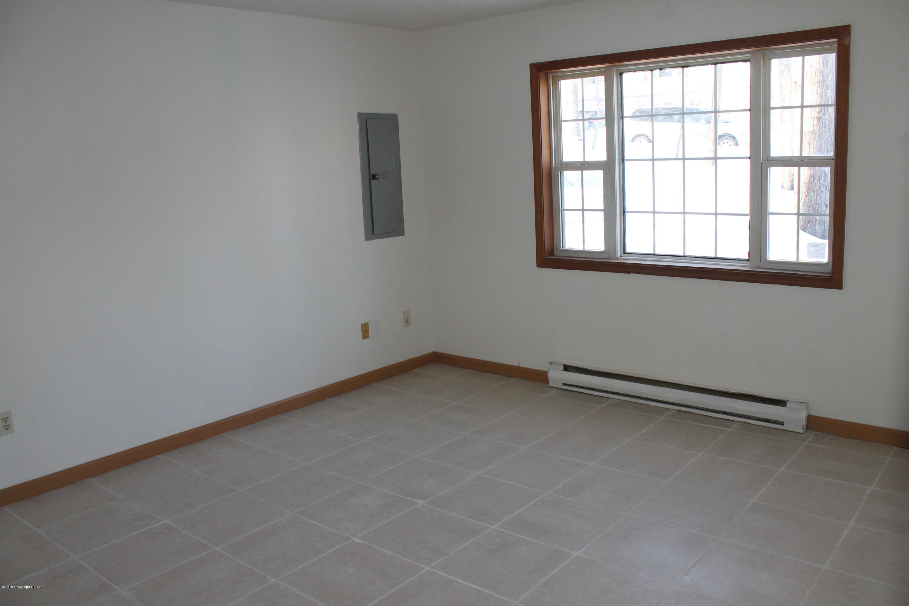 207 Dorset Road Tobyhanna, PA 18466 - Photo 17 of 17 IMG_1217