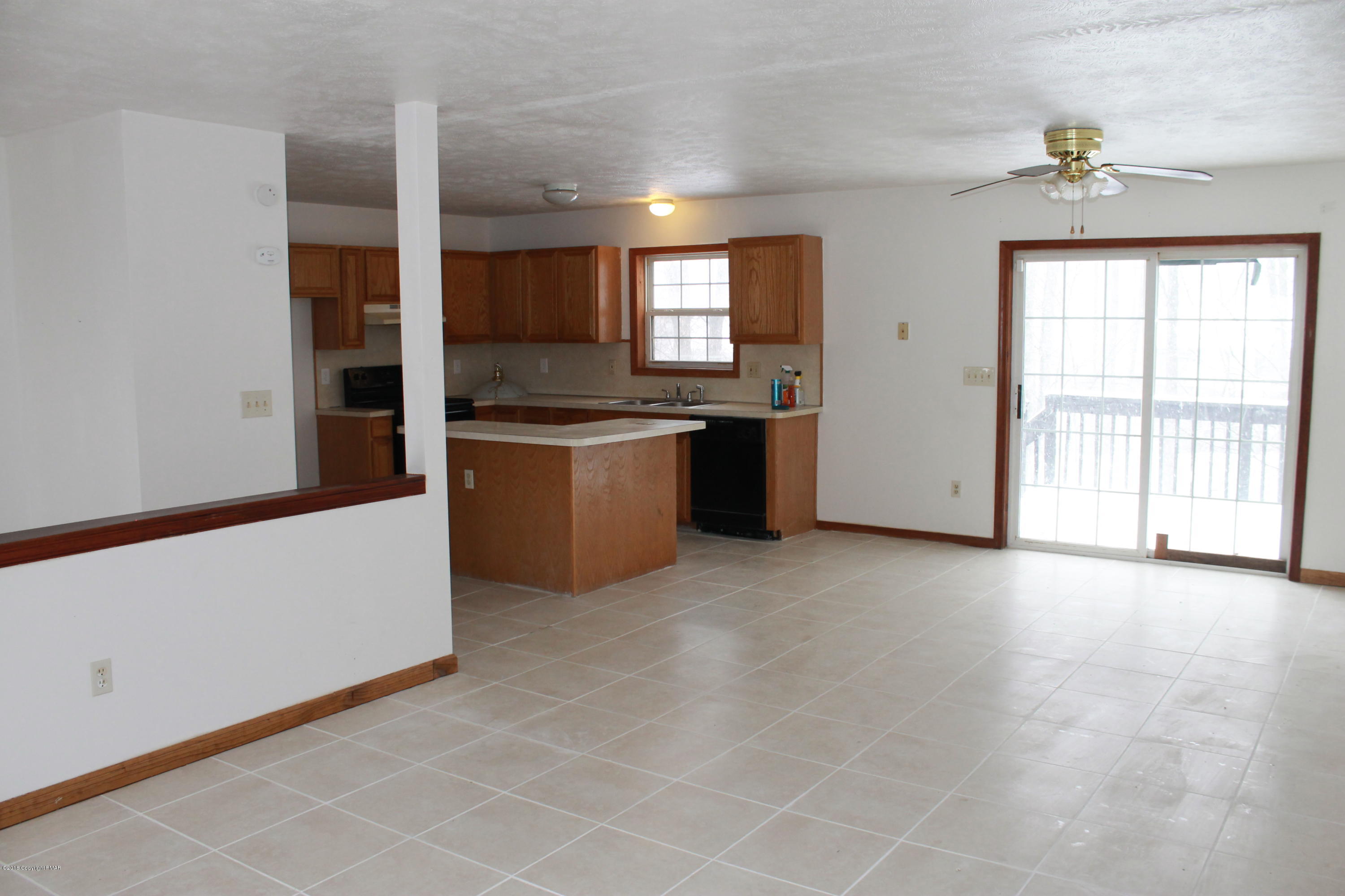 207 Dorset Road Tobyhanna, PA 18466 - Photo 9 of 17 IMG_1135