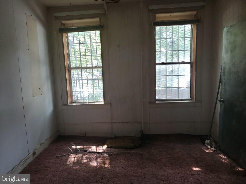 1543 Appleton Street Baltimore, MD 21217 - Photo 18 of 72