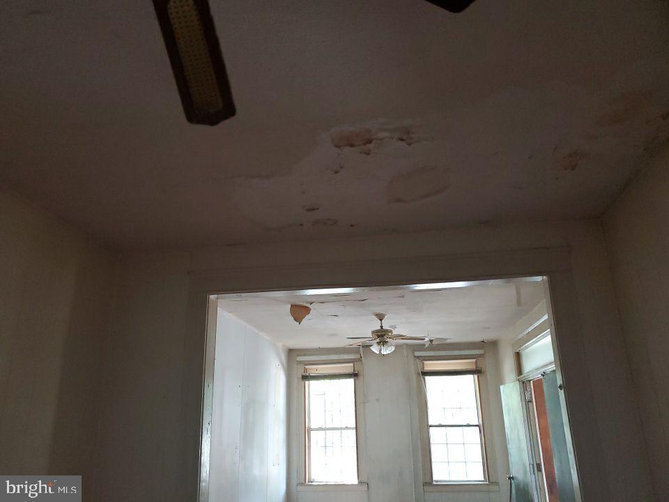 1543 Appleton Street Baltimore, MD 21217 - Photo 22 of 72