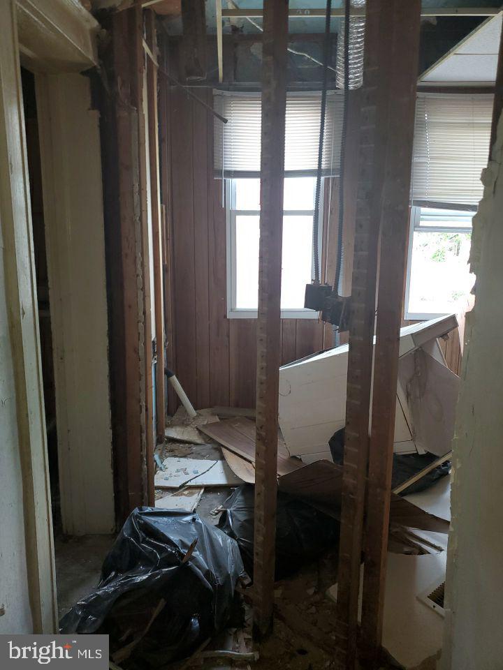 1543 Appleton Street Baltimore, MD 21217 - Photo 38 of 72