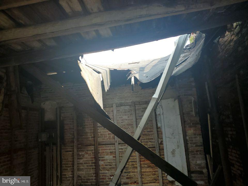 1543 Appleton Street Baltimore, MD 21217 - Photo 5 of 72