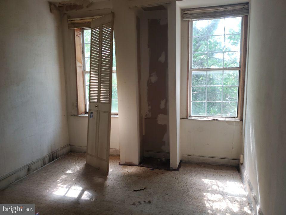 1543 Appleton Street Baltimore, MD 21217 - Photo 51 of 72