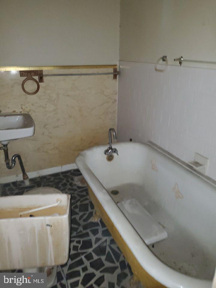 1543 Appleton Street Baltimore, MD 21217 - Photo 57 of 72