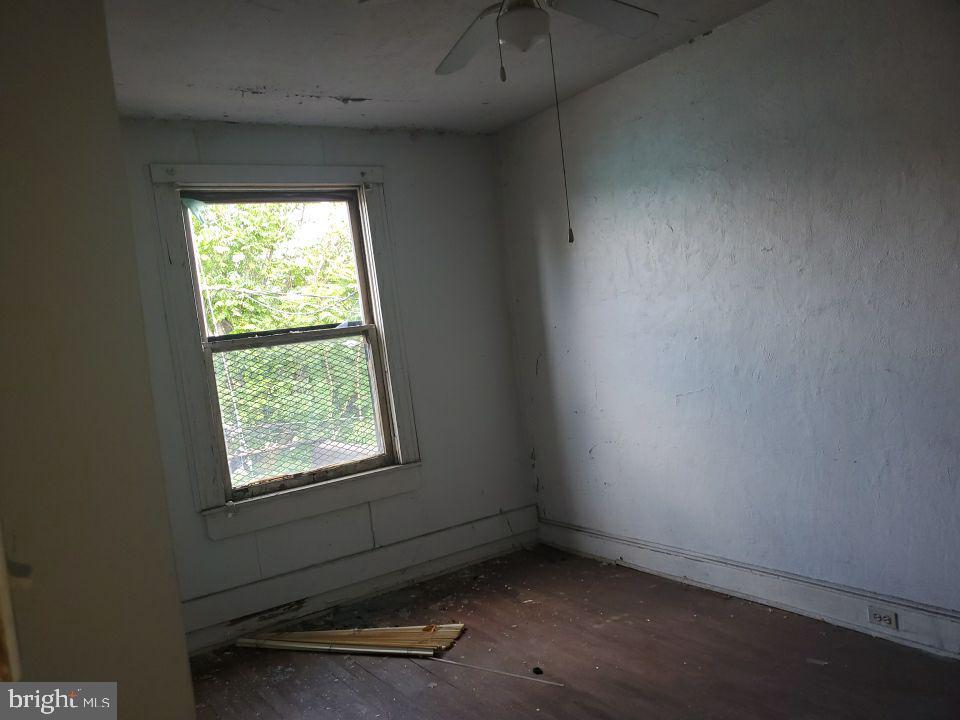 1543 Appleton Street Baltimore, MD 21217 - Photo 59 of 72