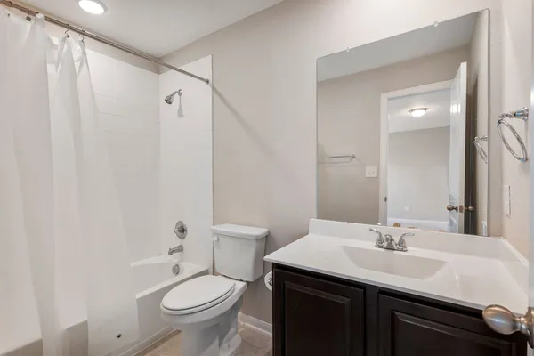 $2,595 | 113 Copper Lily Drive, Liberty Hill, TX 78642