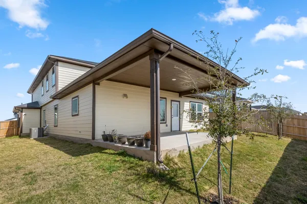 $2,595 | 113 Copper Lily Drive, Liberty Hill, TX 78642