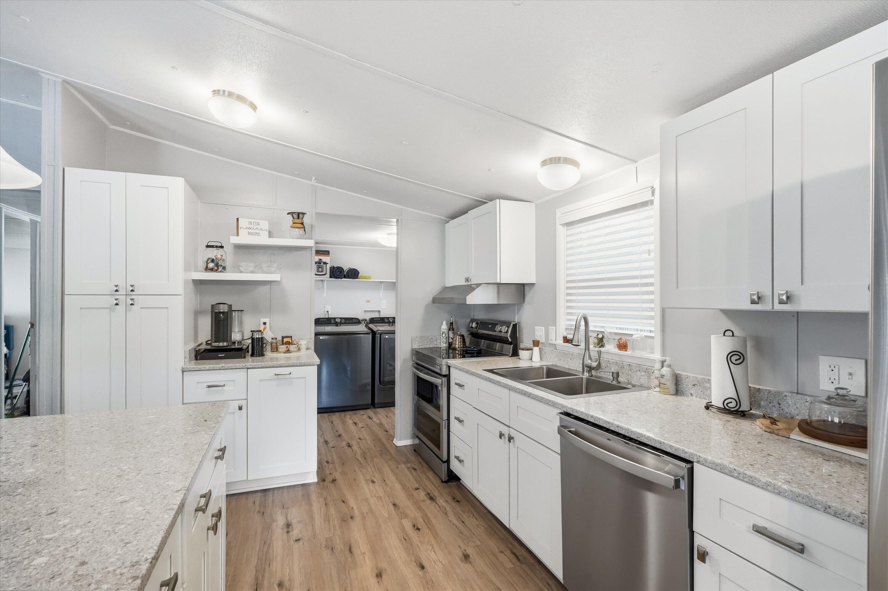 145 Taylor Street Talent, OR 97540 - Photo 7 of 19