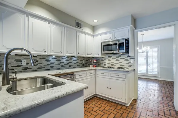 $2,700 | 7758 Dentcrest Drive, Dallas, TX 75254