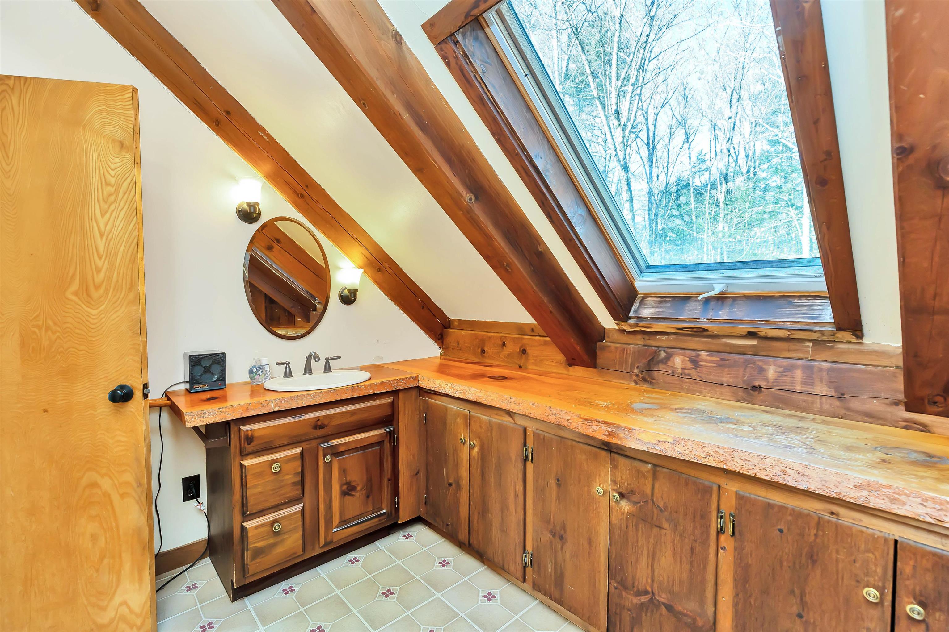 24 Champagne Road Francestown, NH 03043 - Photo 9 of 28 Gallery Image 9