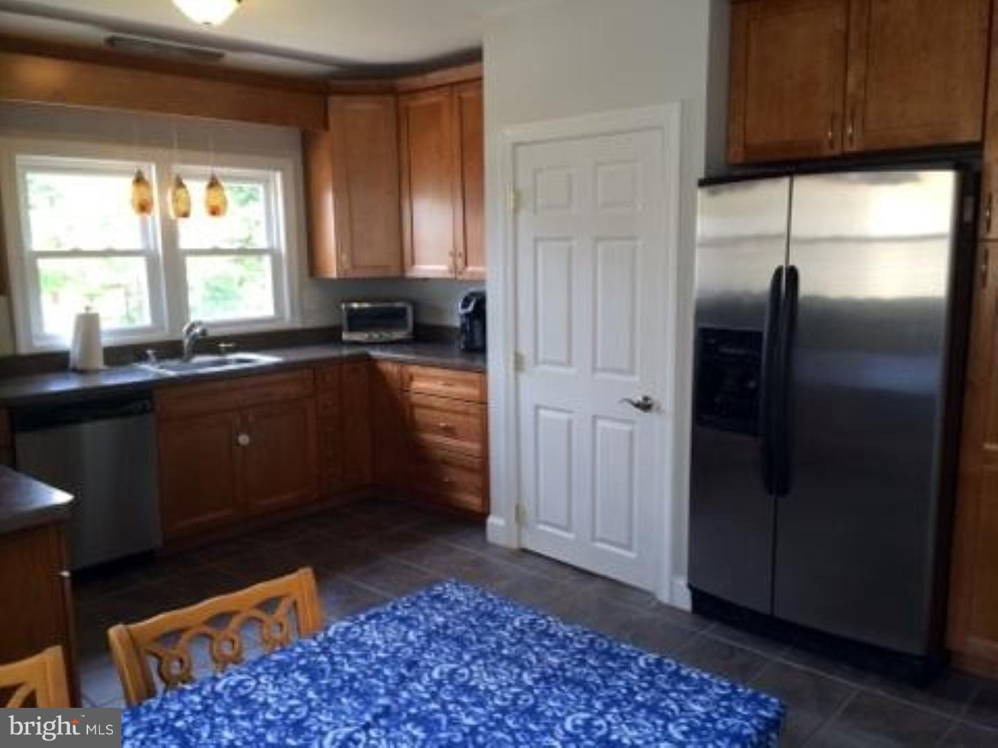 416 Delaware Avenue Riverside, NJ 08075 - Photo 8 of 15 Kitchen