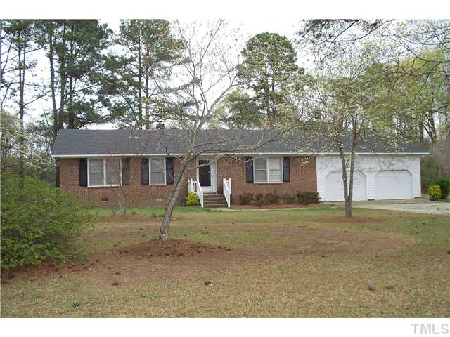 386 Avery Road Erwin, NC 28339 - Photo 1 of 10 Gallery Image 1