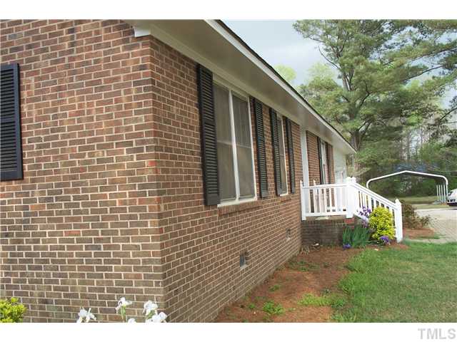 386 Avery Road Erwin, NC 28339 - Photo 2 of 10 Gallery Image 2