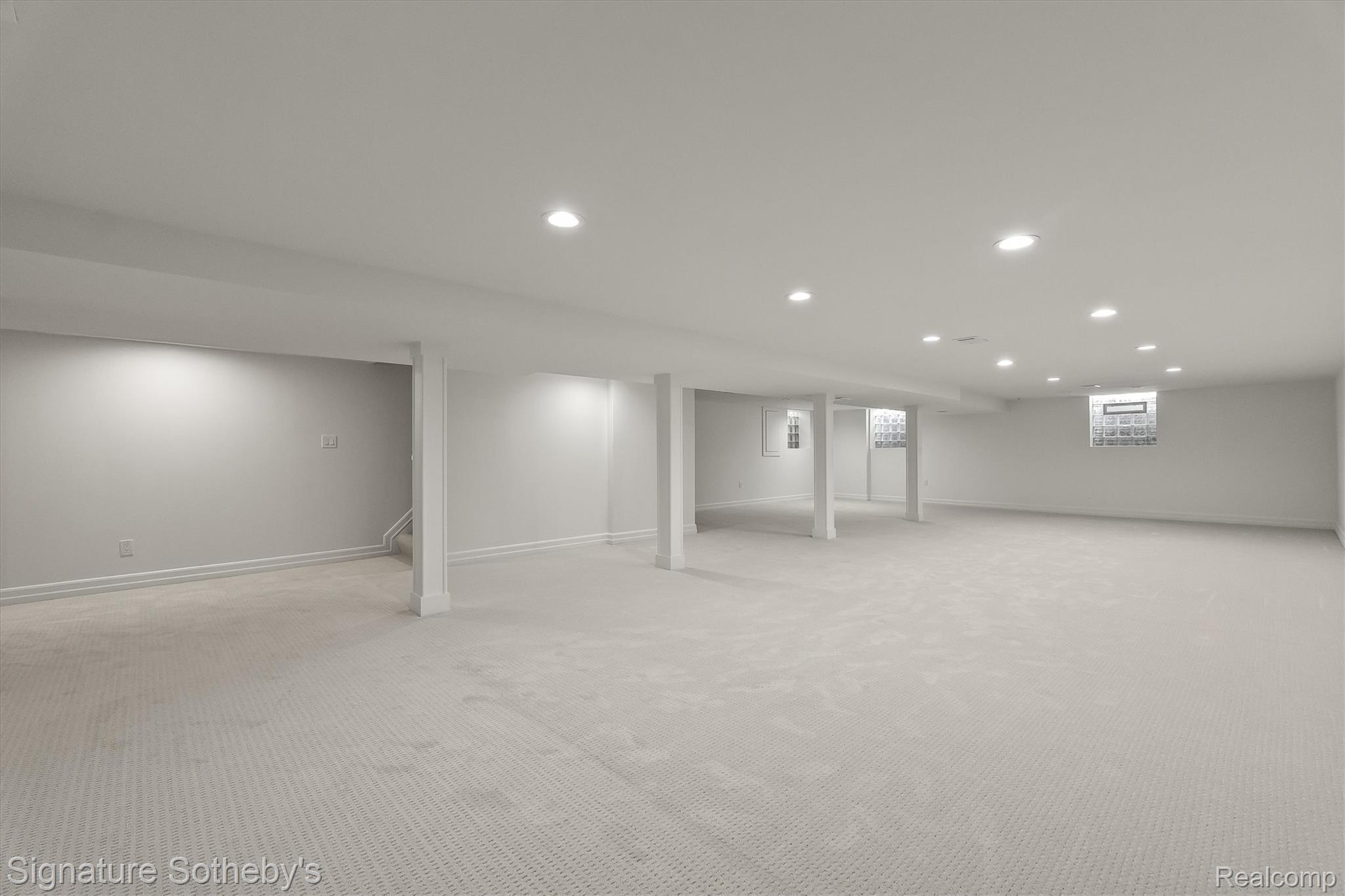 154 South Cranbrook Cross Road Bloomfield Hills, MI 48301 - Photo 19 of 23 26-S Cranbrook-26.jpg