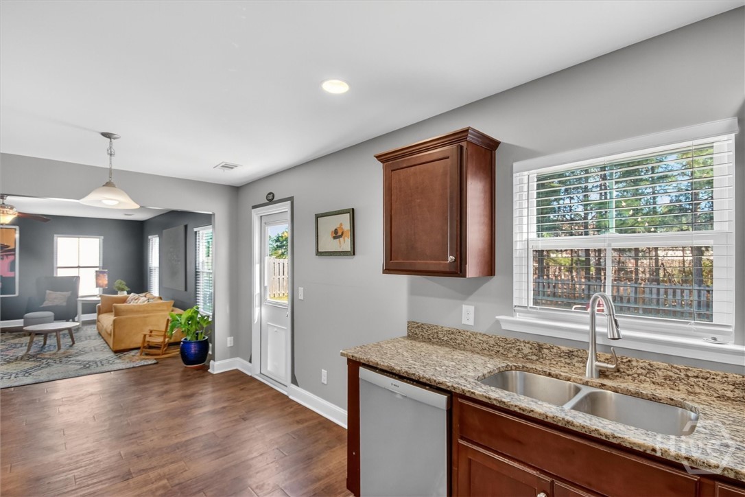 143 Waverly Way Savannah, GA 31407 - Photo 14 of 45