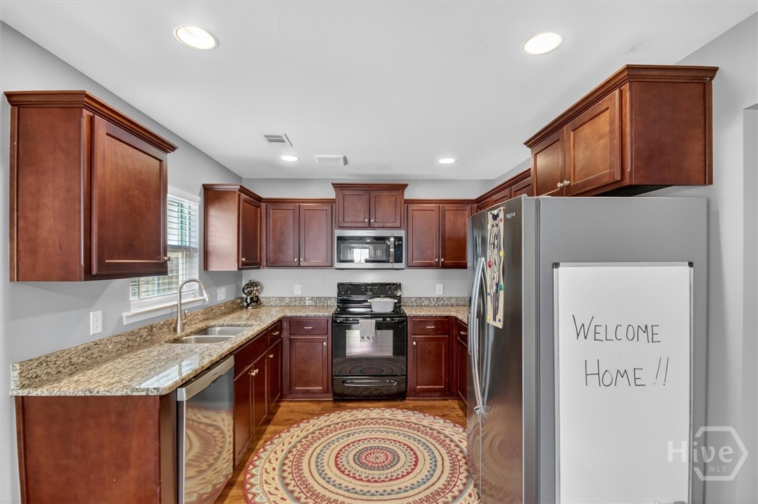 143 Waverly Way Savannah, GA 31407 - Photo 17 of 45