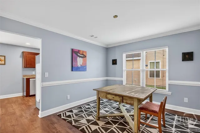 $369,900 | 143 Waverly Way, Savannah, GA 31407