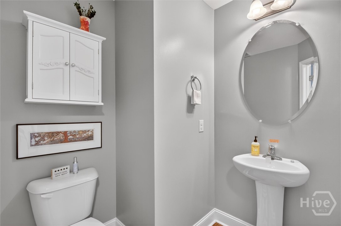 143 Waverly Way Savannah, GA 31407 - Photo 9 of 45