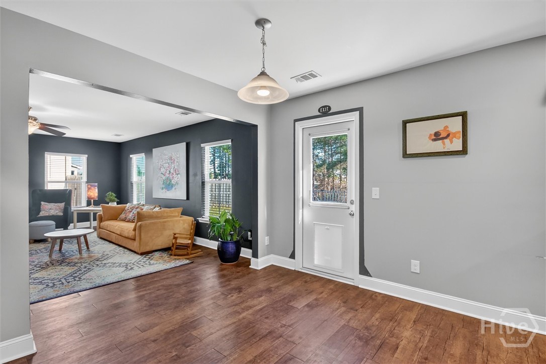 143 Waverly Way Savannah, GA 31407 - Photo 10 of 45