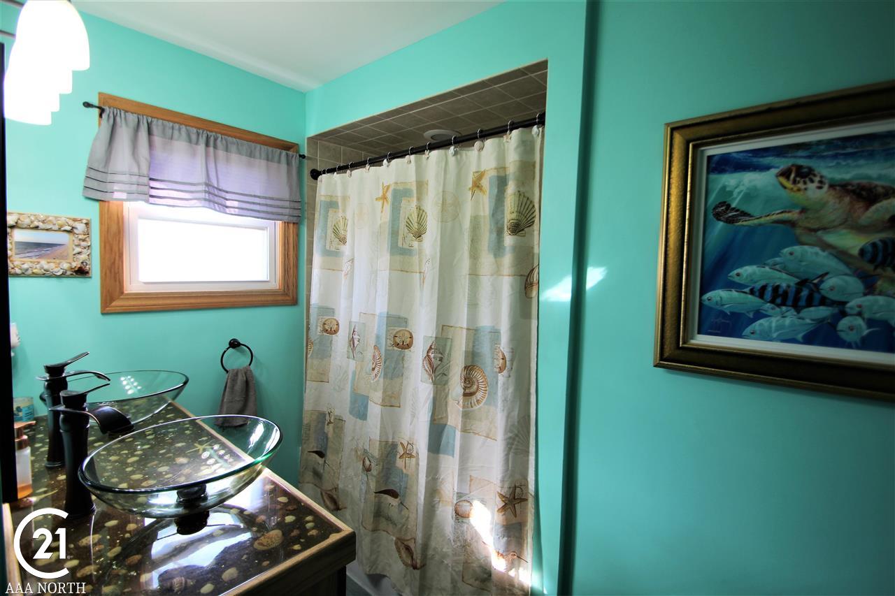 6345 General Squier Road Almont, MI 48003 - Photo 15 of 27