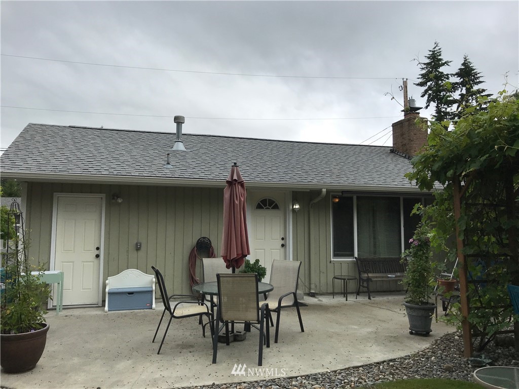 5706 Highland Road Everett, WA 98203 - Photo 12 of 16