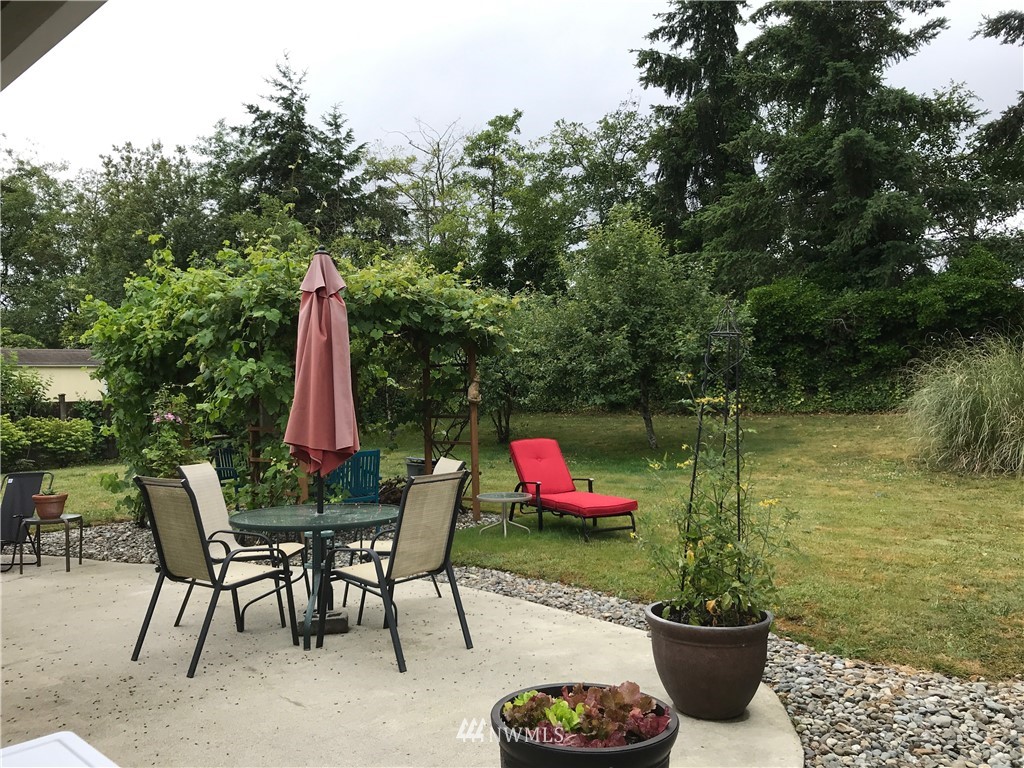 5706 Highland Road Everett, WA 98203 - Photo 14 of 16