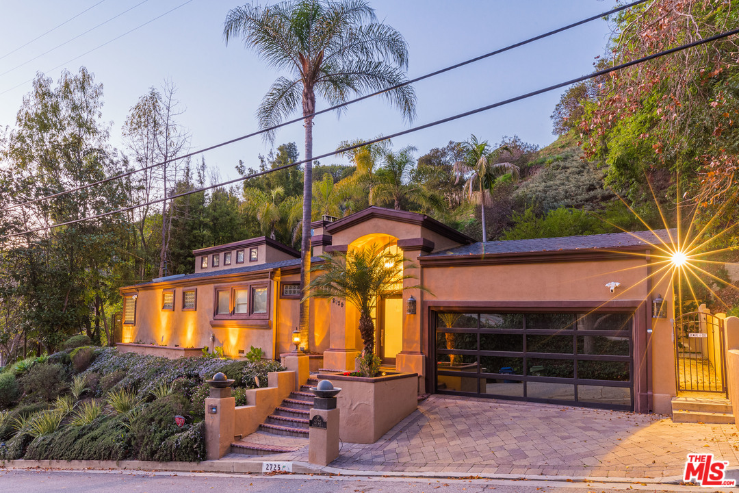 2725 Ellison Drive Beverly Hills, CA 90210 - Photo 2 of 30