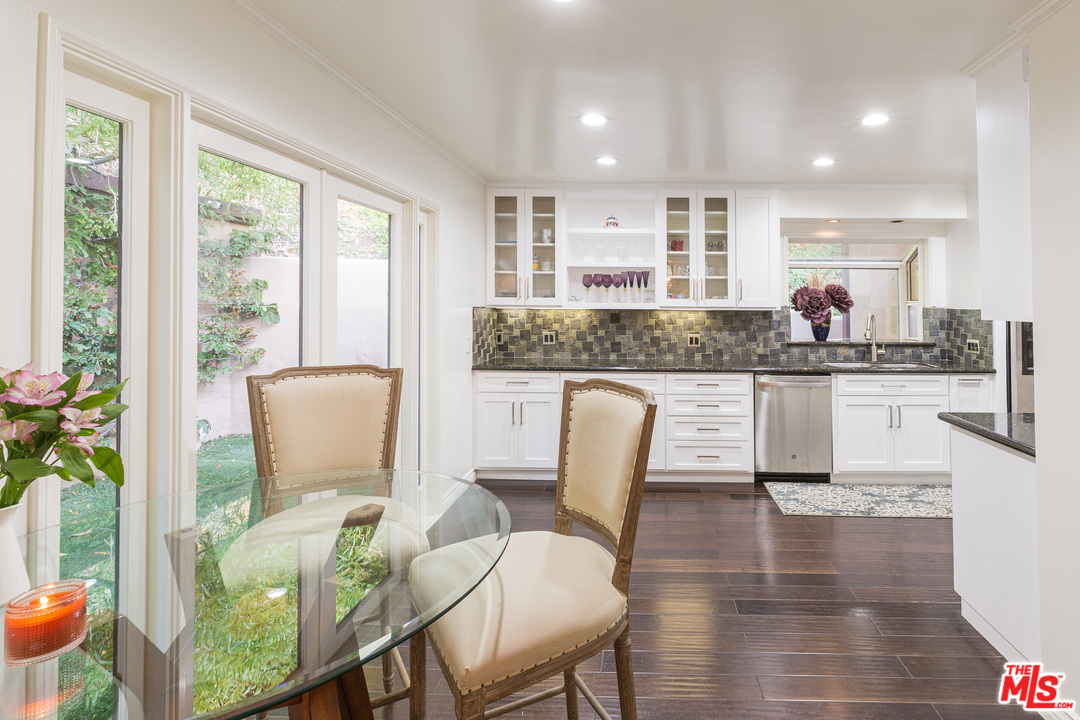 2725 Ellison Drive Beverly Hills, CA 90210 - Photo 14 of 30