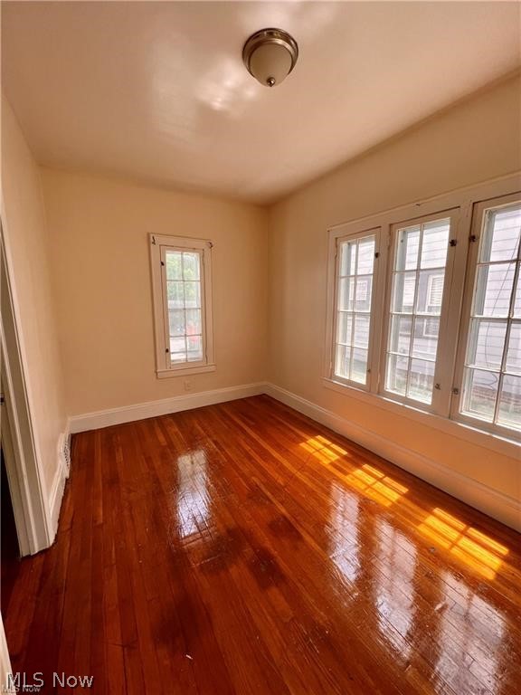 3359 Sutton Road Cleveland, OH 44120 - Photo 8 of 11