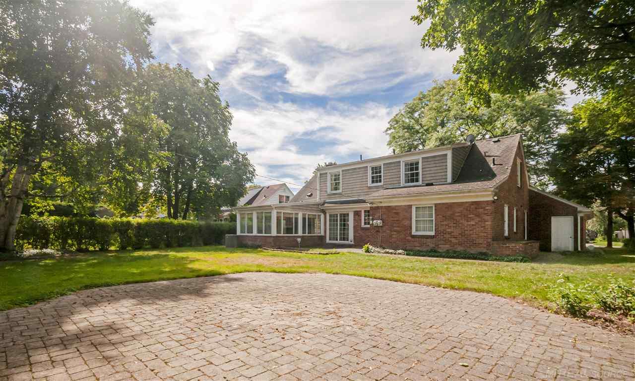 88 Roslyn Road Grosse Pointe Shores, MI 48236 - Photo 40 of 43