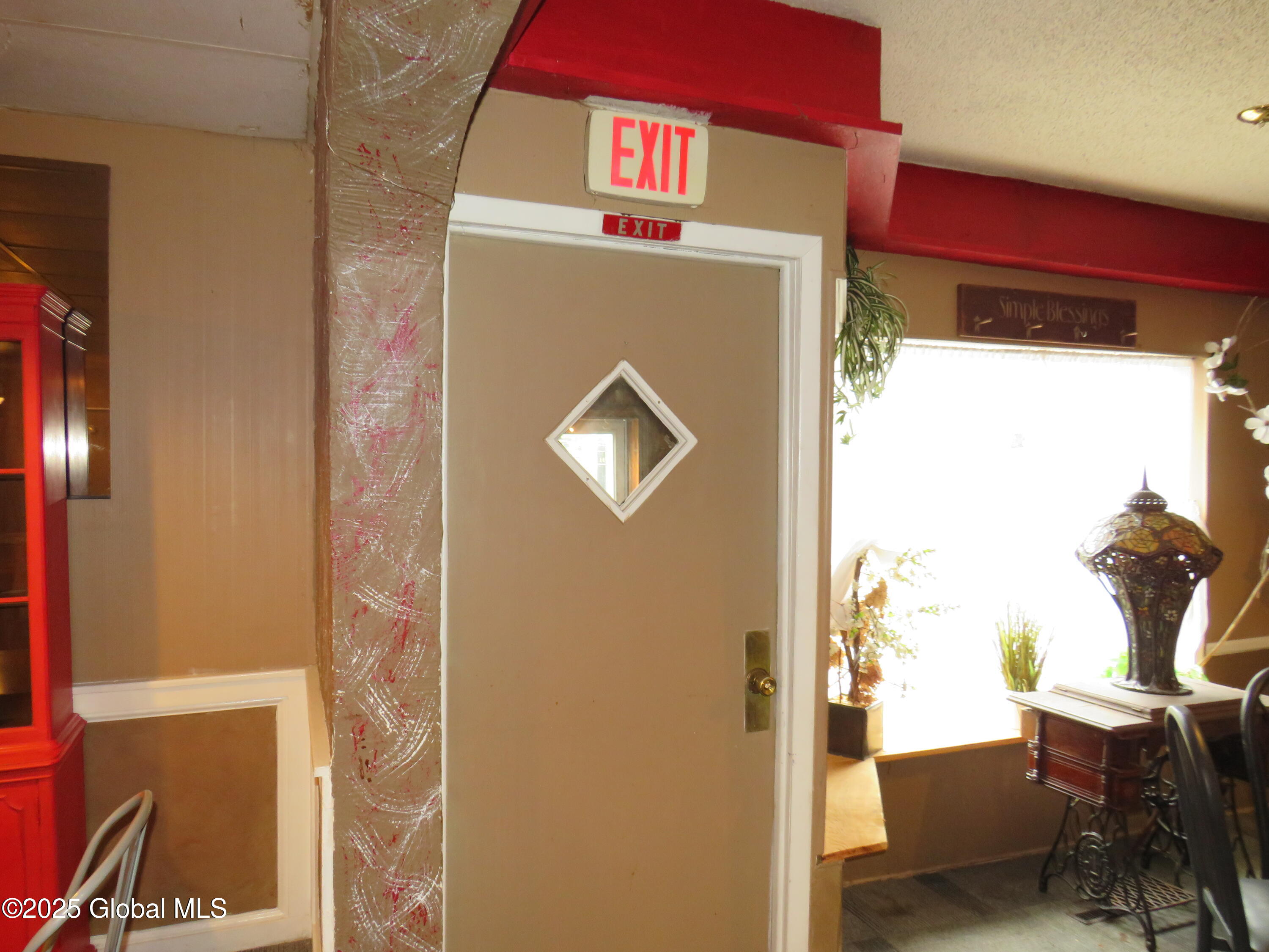 67 Bridge Street Amsterdam, NY 12010 - Photo 37 of 114 IMG_7631